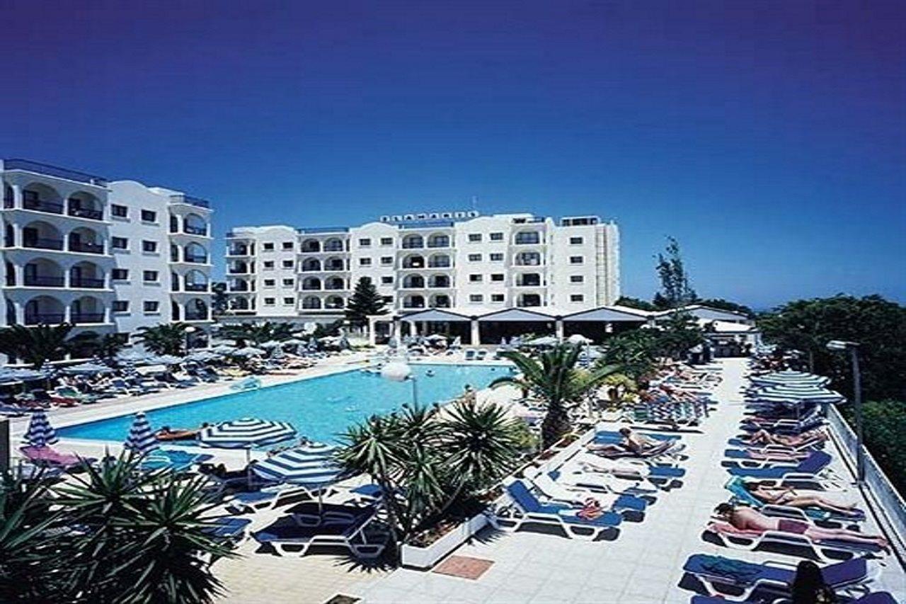 Crown Resorts Elamaris Протарас Екстериор снимка
